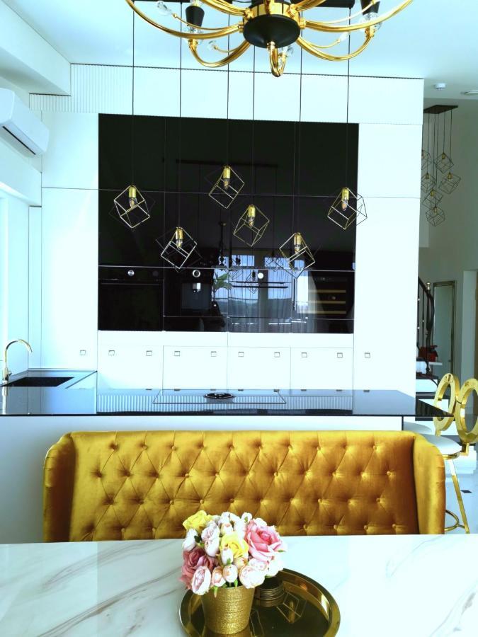 Luxury Penthouse With Large Terrace & Panoramic Old Town View Διαμέρισμα Βίλνιους Εξωτερικό φωτογραφία
