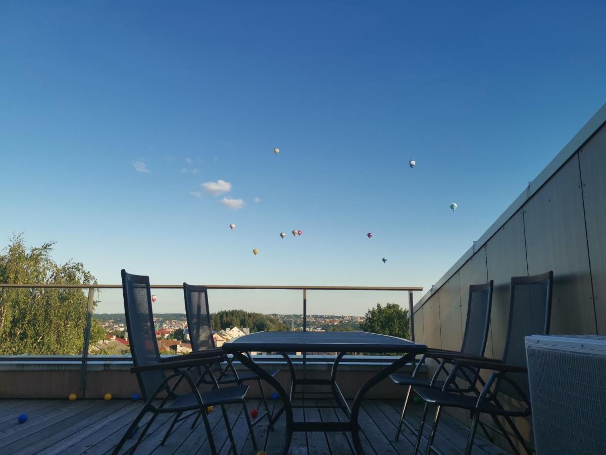 Luxury Penthouse With Large Terrace & Panoramic Old Town View Διαμέρισμα Βίλνιους Εξωτερικό φωτογραφία